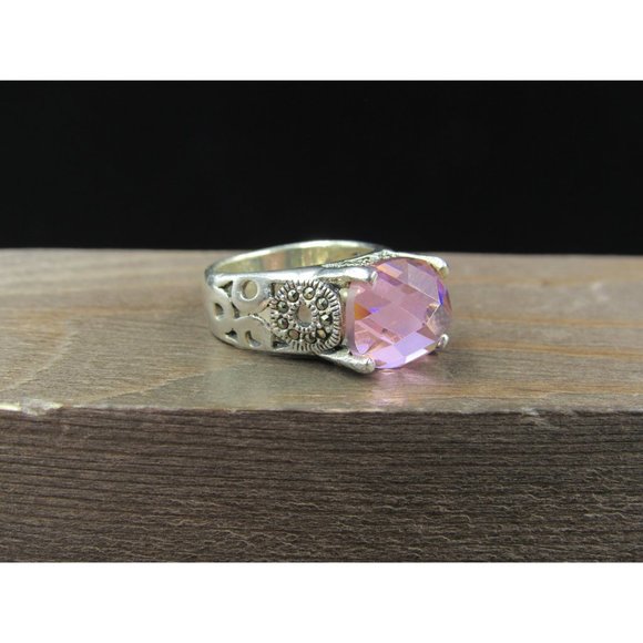 Size 5.5 Sterling Silver Pink Cubic Zirconia And Marcasite Stone Band Ring - Picture 2 of 9